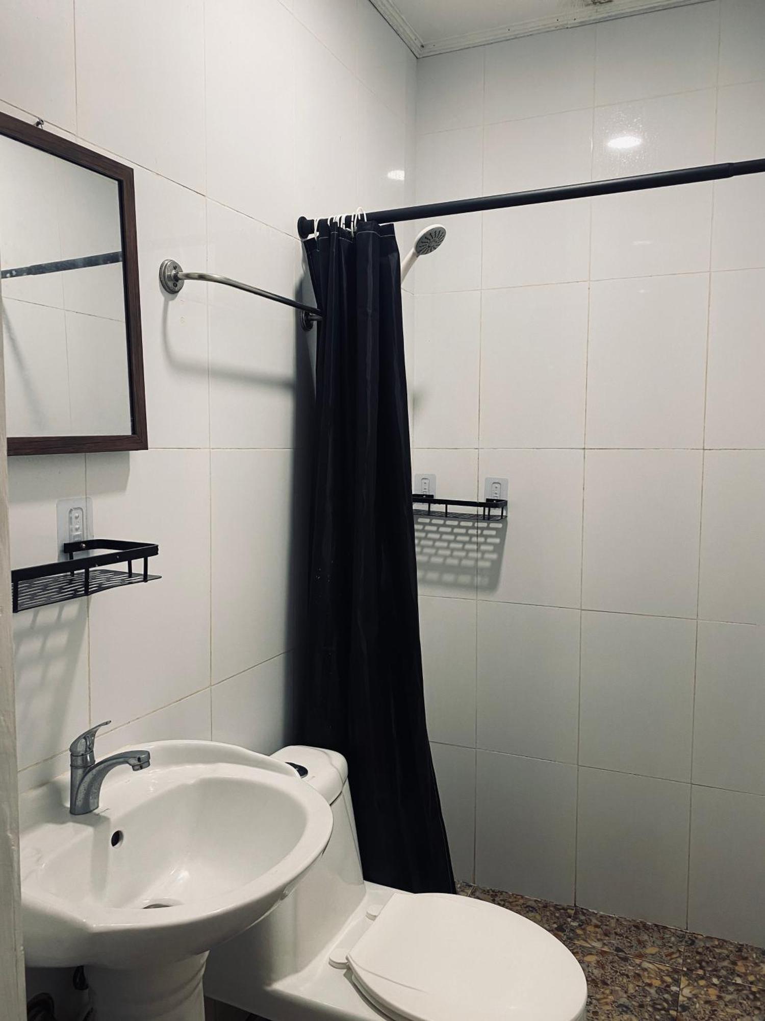 Lakayo Hillside Apartelle 圣胡安 外观 照片