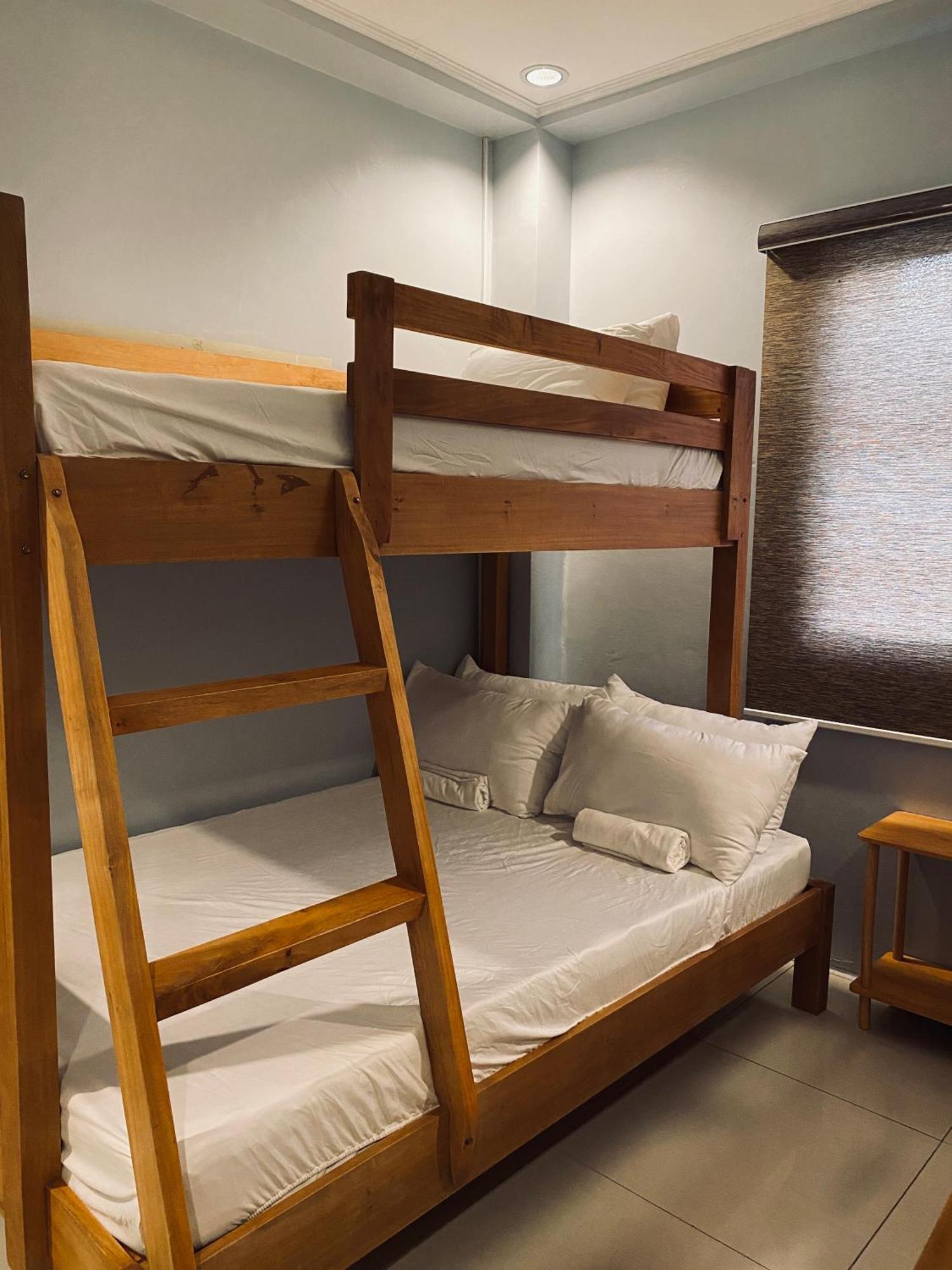 Lakayo Hillside Apartelle 圣胡安 外观 照片