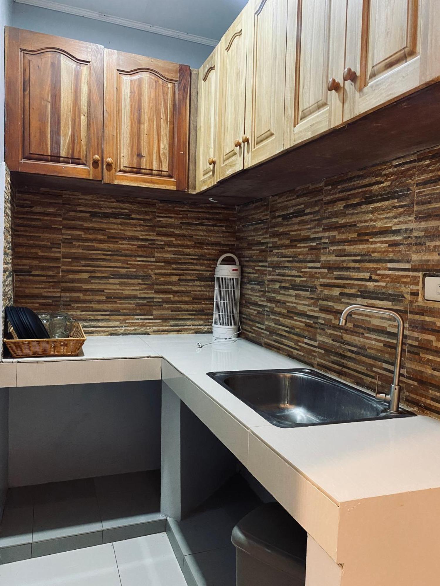Lakayo Hillside Apartelle 圣胡安 外观 照片